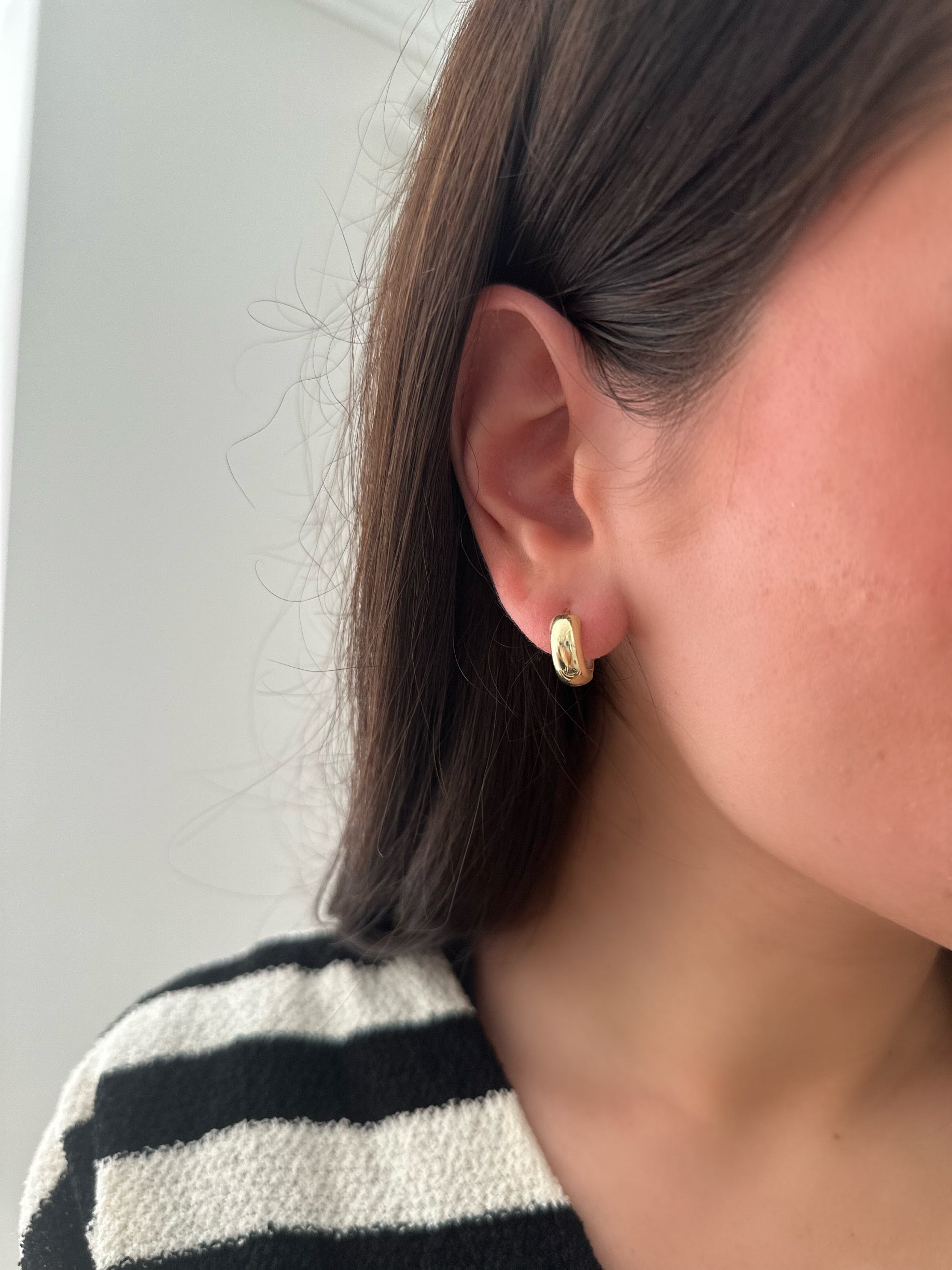 10k Gold Chunky Dome Huggies