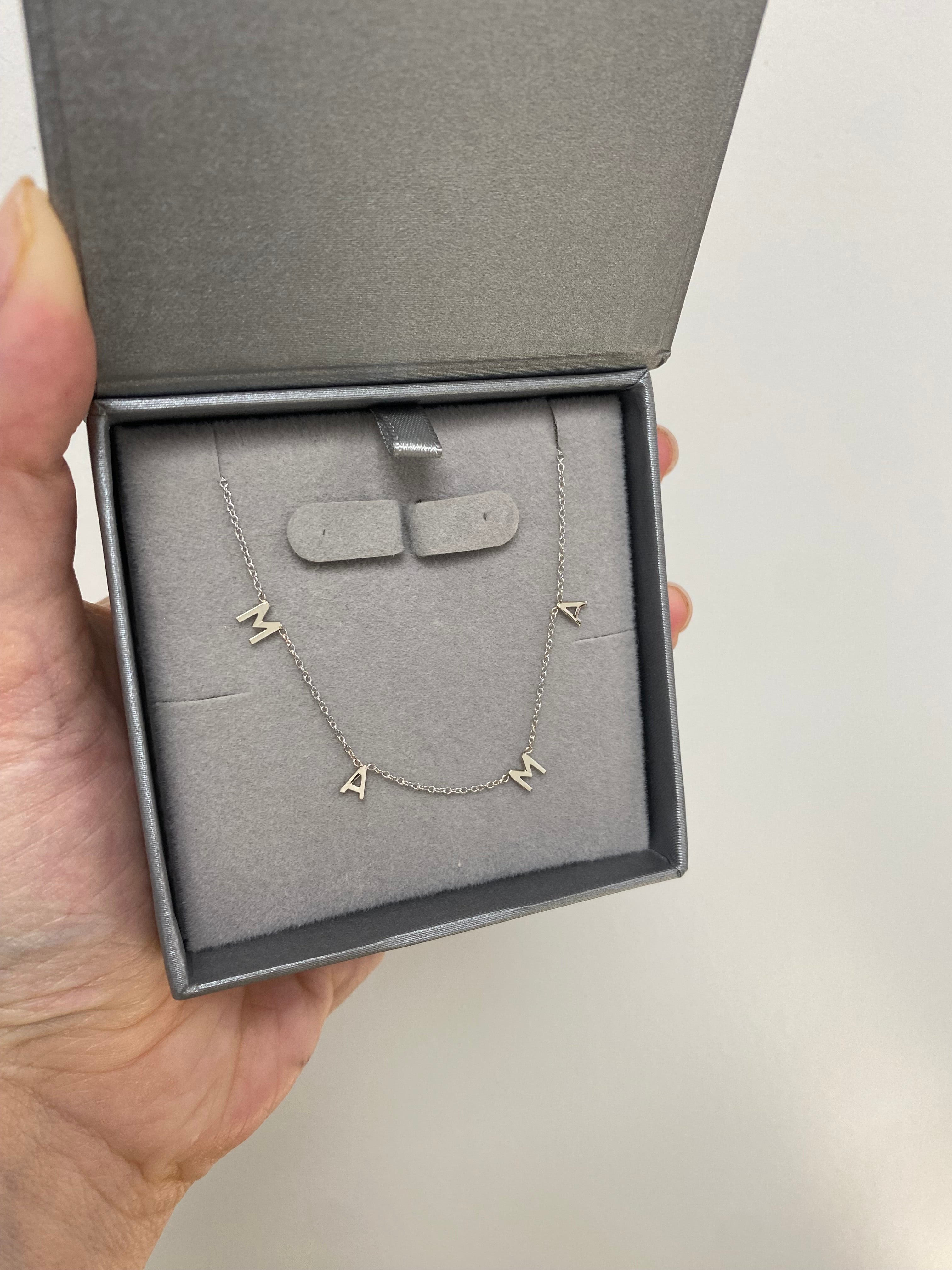 14 Karat Gold Mama Necklace
