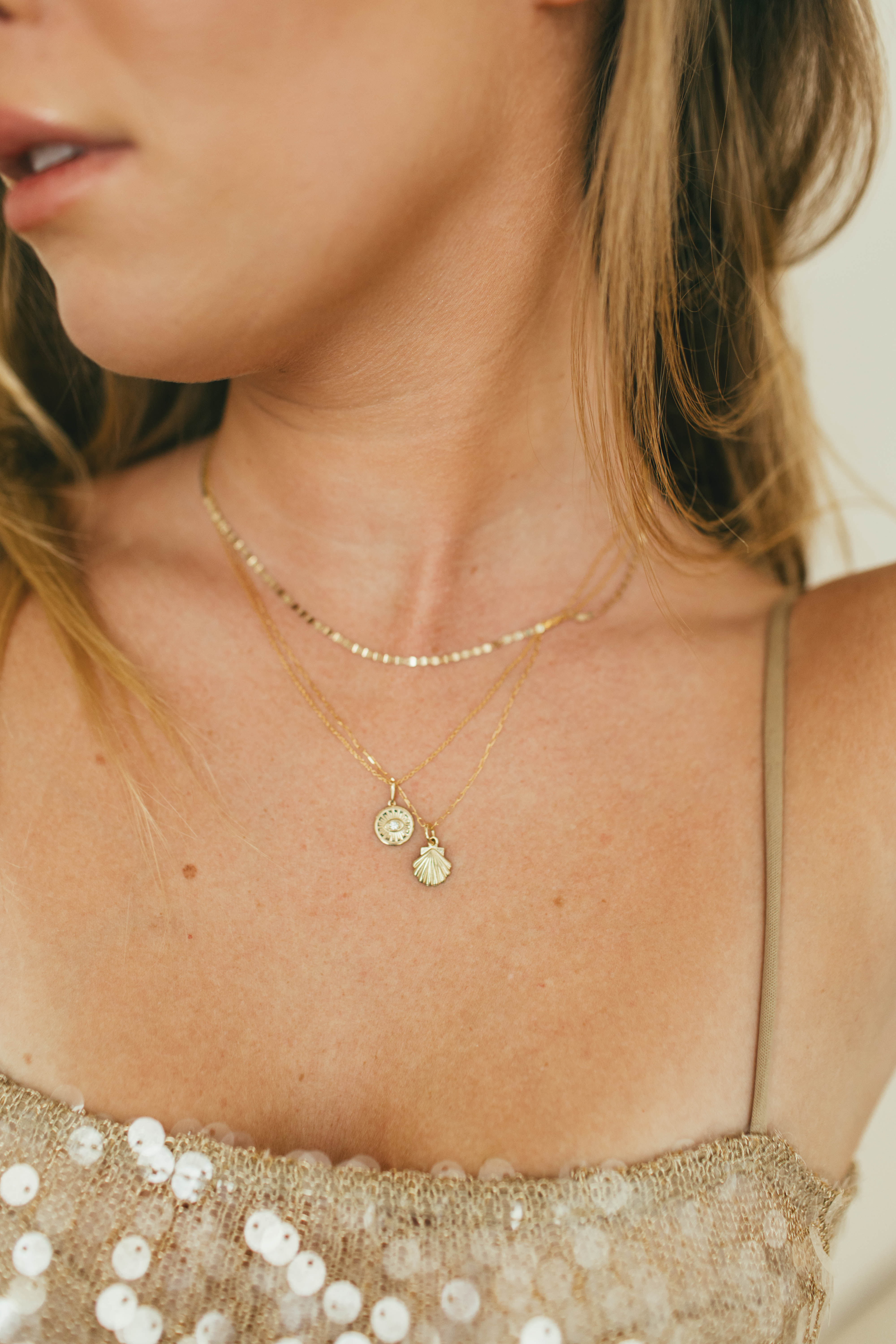 10K Gold Shell Pendant