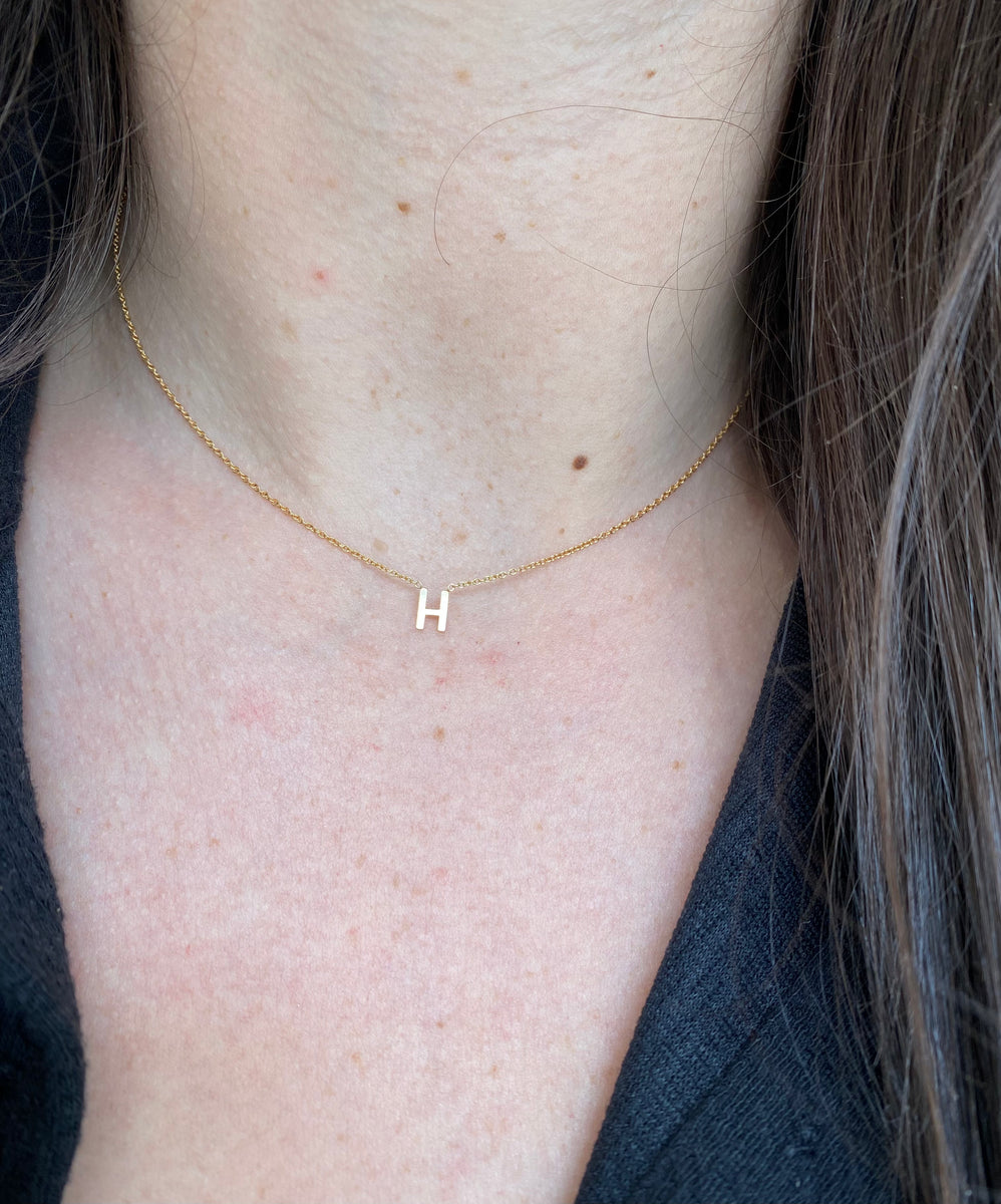 Medium Centered Initial Necklace Jessica Jewellery