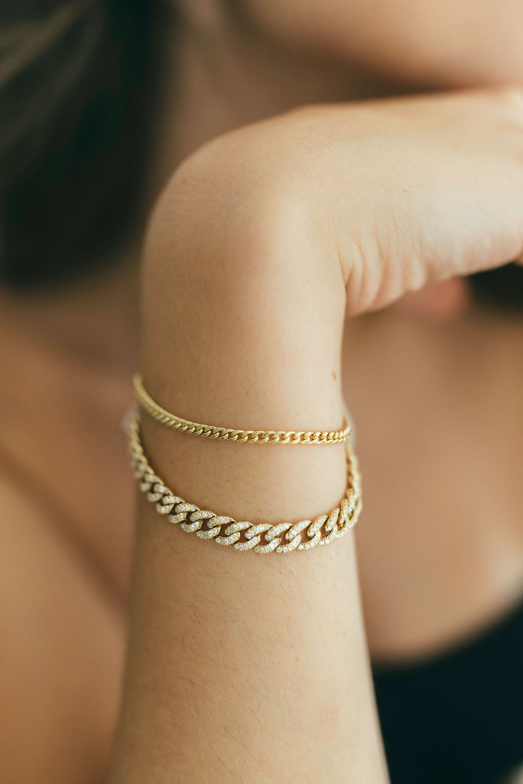 10K Gold Solid Curb Chain Bracelet