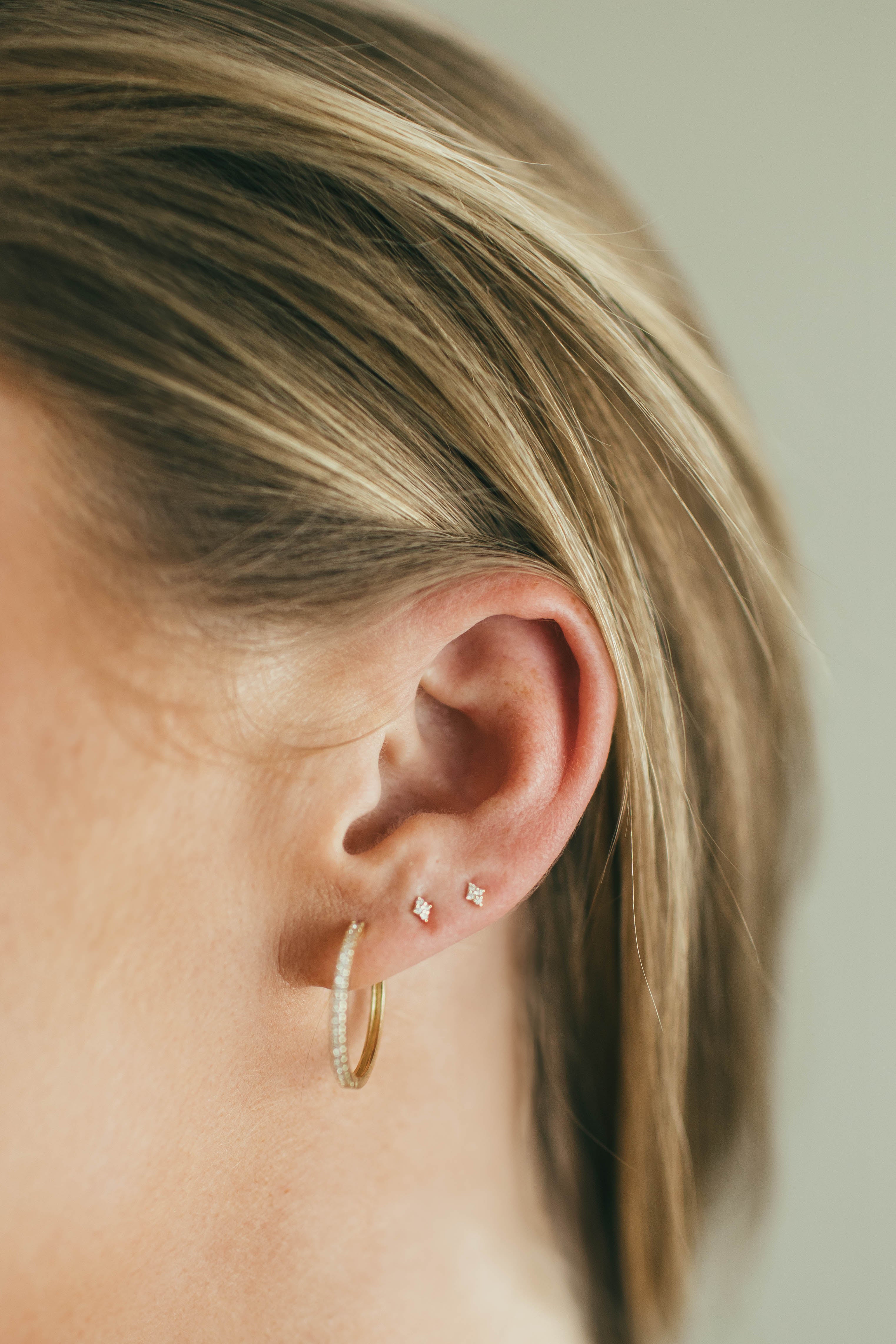 14K Gold Single Diamond Pave Stud