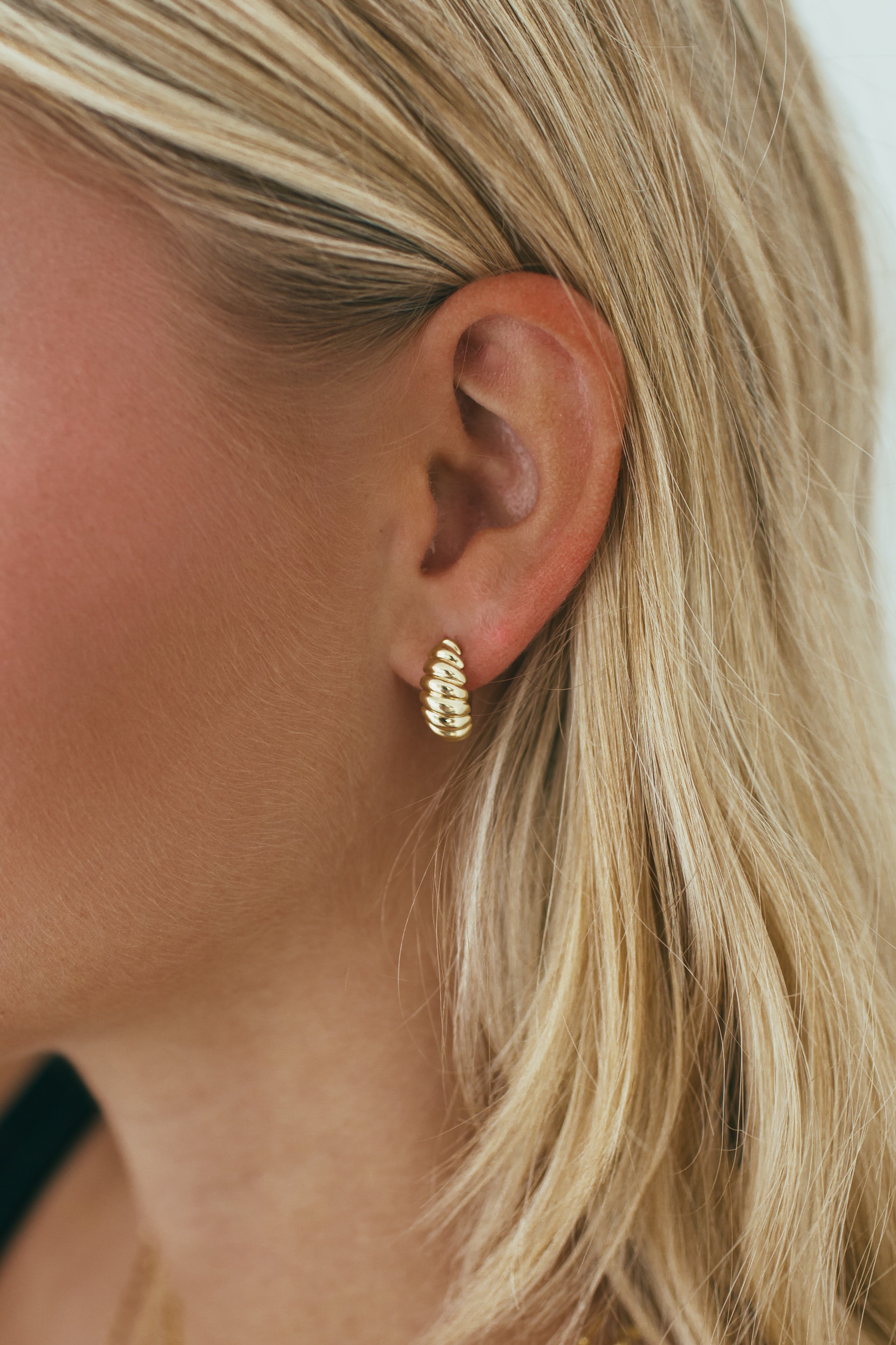 10K Gold Croissant Huggie Earrings